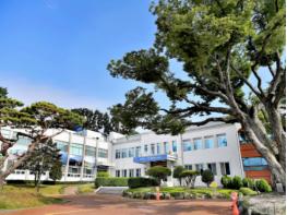 (재)남해군인재육성재단, 초등학교 입학축하금 지급 기사 이미지